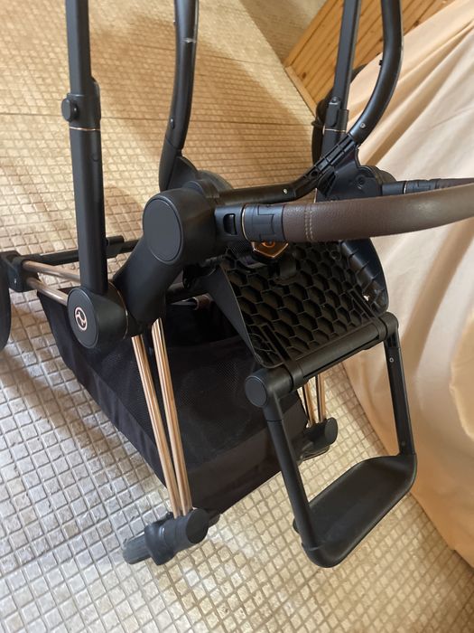 Шаси за количка Сybex Priam 3  rose gold