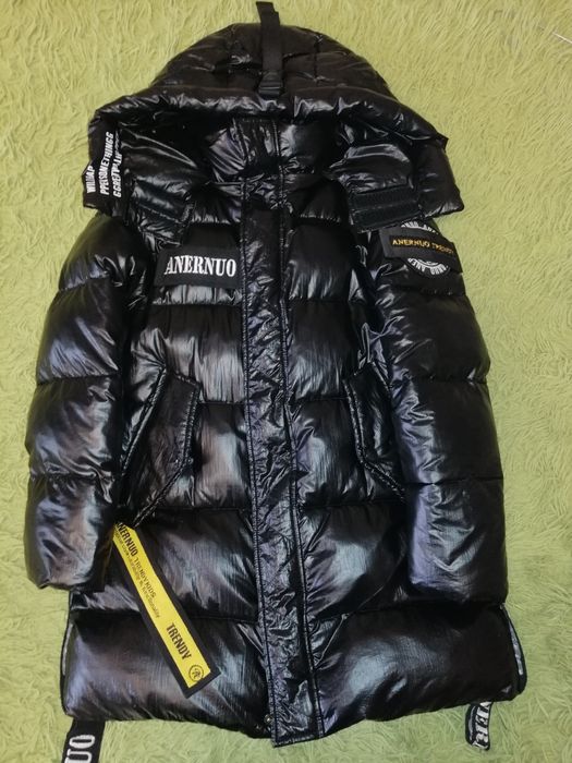 Зимняя куртка на мальчика.