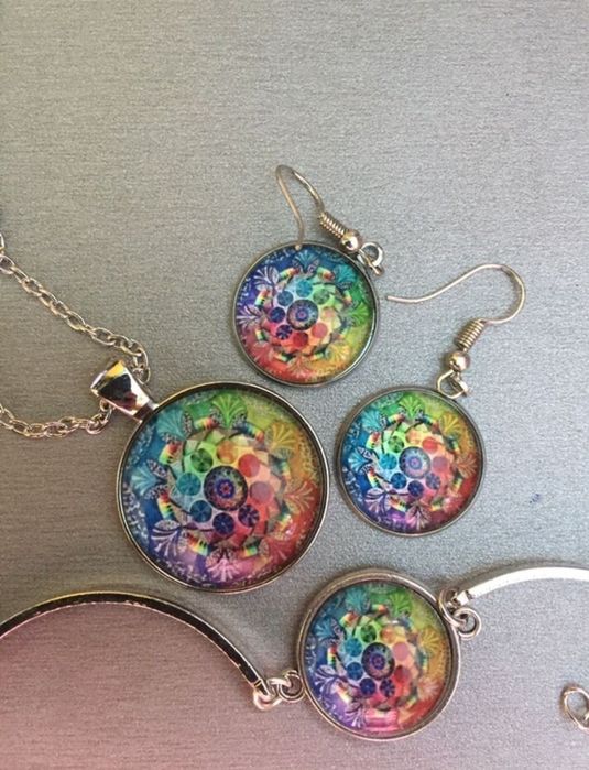 Комплект гривна, колие, обеци