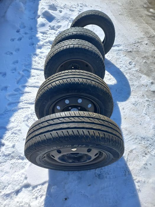 Продам шину в сборе