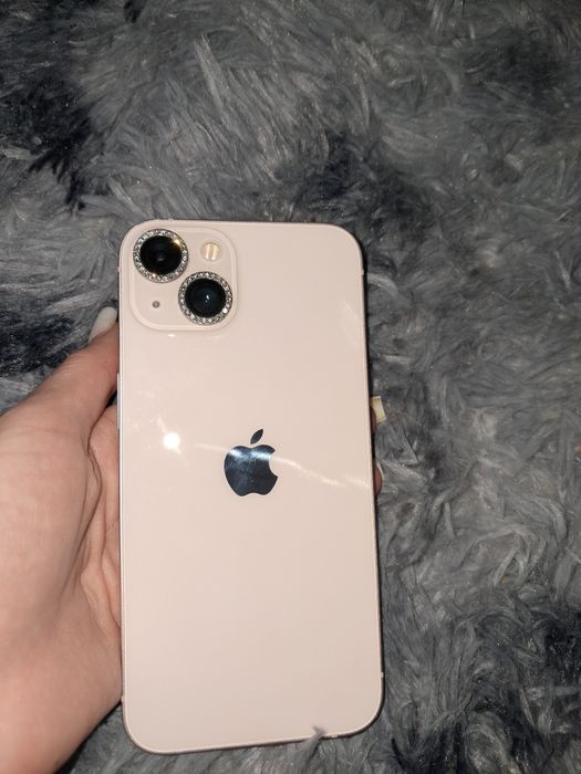 Продам айфон 13 128