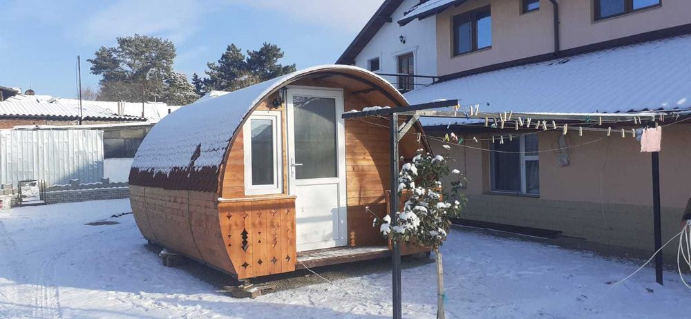 Cabana , casa, container de locuit .