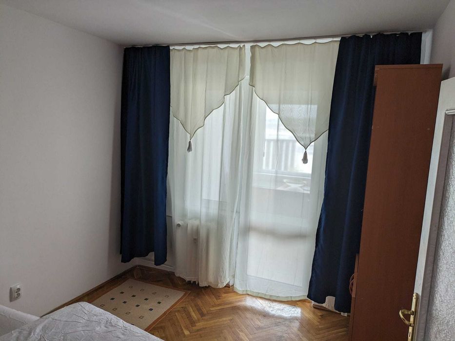 Inchiriez apartament 4 camere zona Nufarul