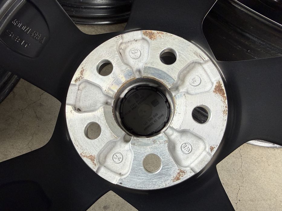 4бр. ОТЛИЧНИ 18” ОРИГИНАЛНИ Джанти 5х100 за -SEAT/SKODA/VW/AUDI/VAG- 7.0Jx18H2, ET51