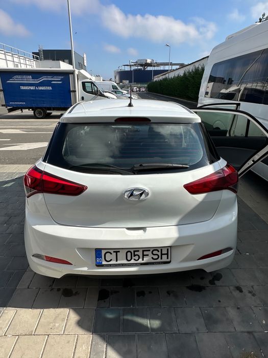 HYUNDAI i20 2015 — imagine 5