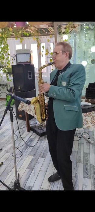 Саксофонист на выезд