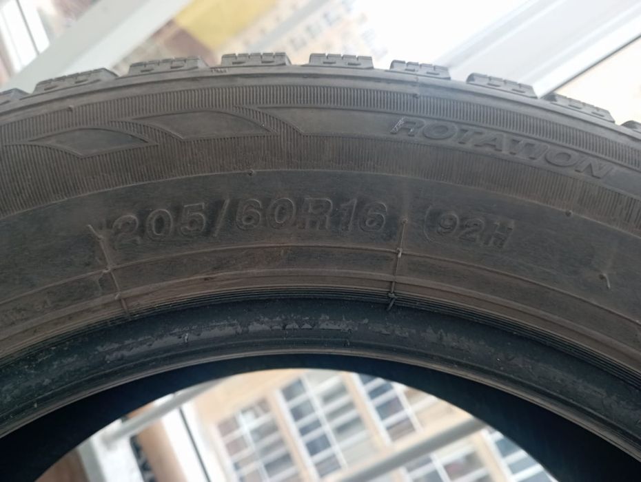 Продам шины  липучка