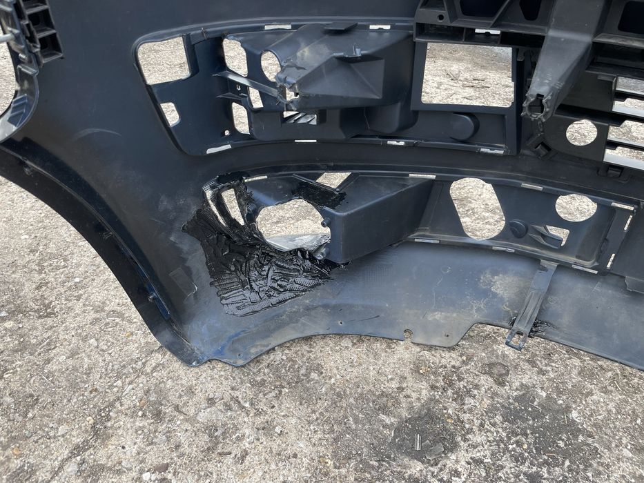 Предна броня за VW Transporter caravelle multivan T5  2009-2015г 2бр