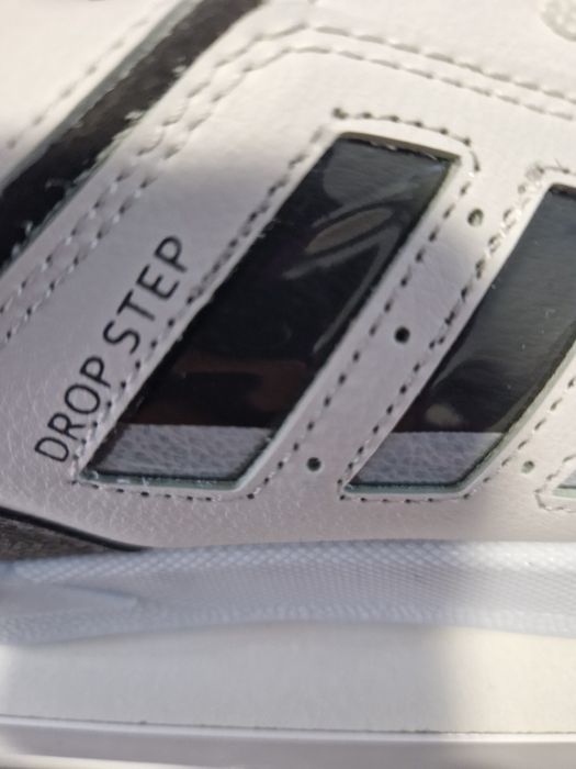 Кецове adidas.Чисто нови