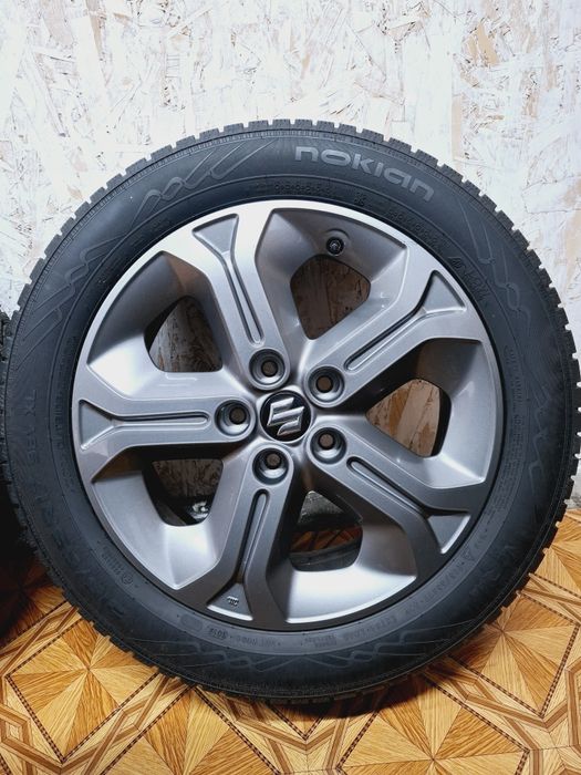 Set jante te Originale Suzuki  Vitara 5x114,3  215 55 17 iarna
