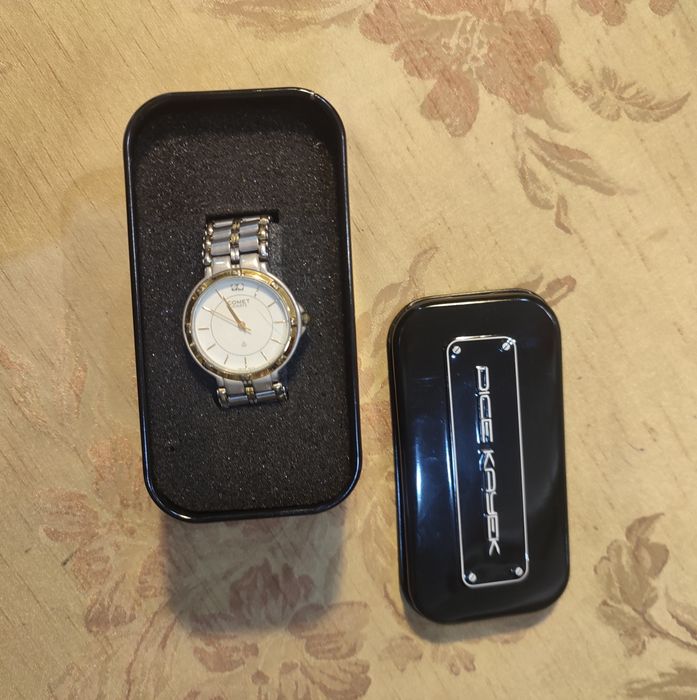 Часы женские Comet кварц