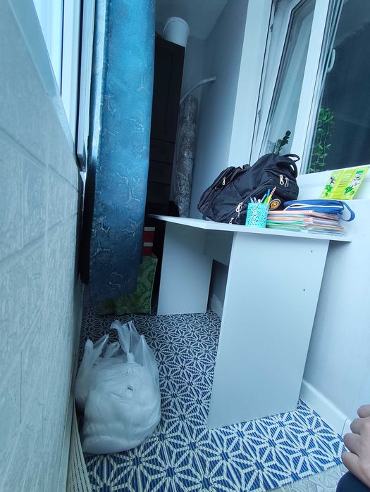 Стол для школьников