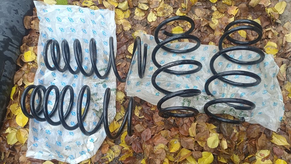 Продам пружины на Тойоту