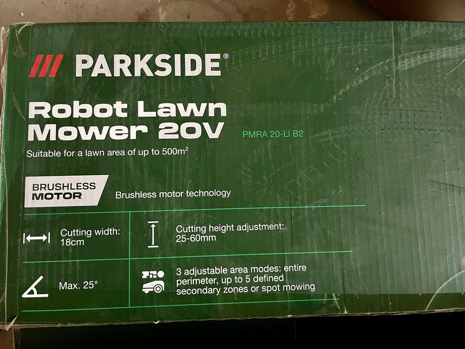 Robot de tuns iarba Parkside