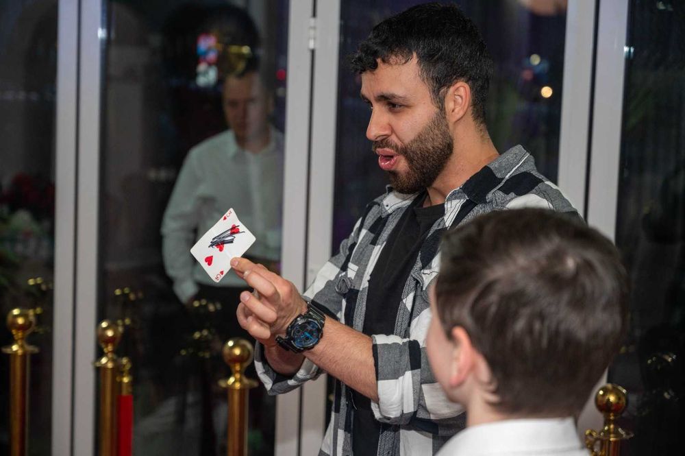 Magician/Entertainer pentru copii si adulti - nunti, botezuri, aniversari