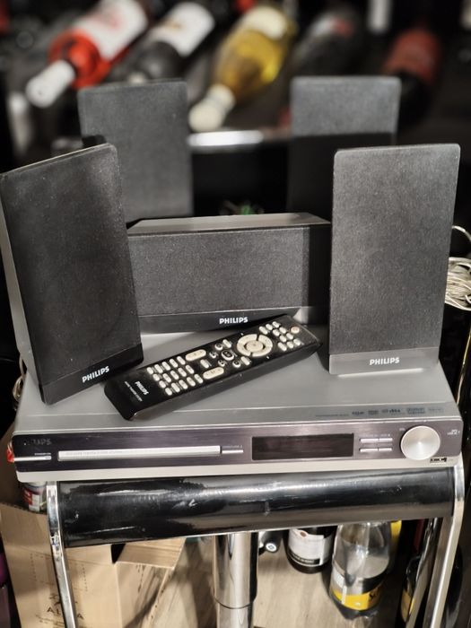 Sistem 5.1 Home Theater Philips DVD HTS3154
