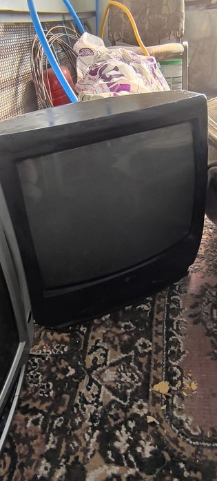 Продам телевизор