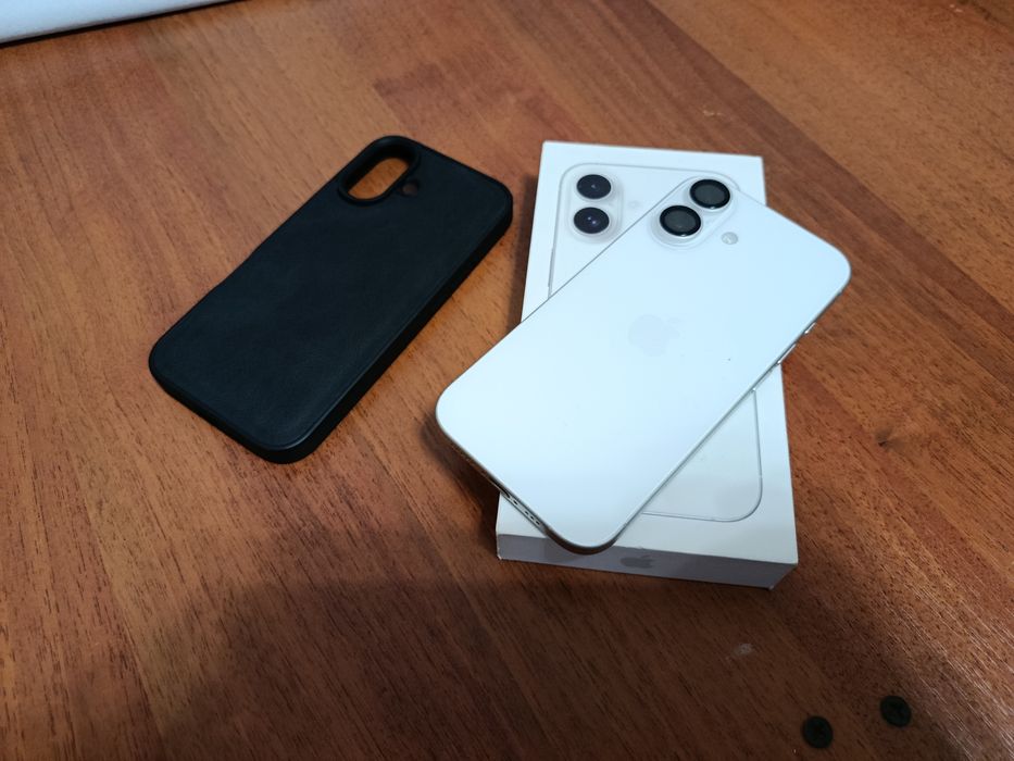 Айфон 16 . 128гб ёмкость 90 в идеале