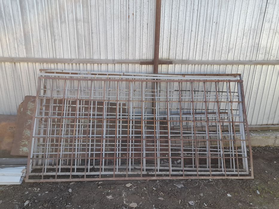 Продам сетки четыре штуки