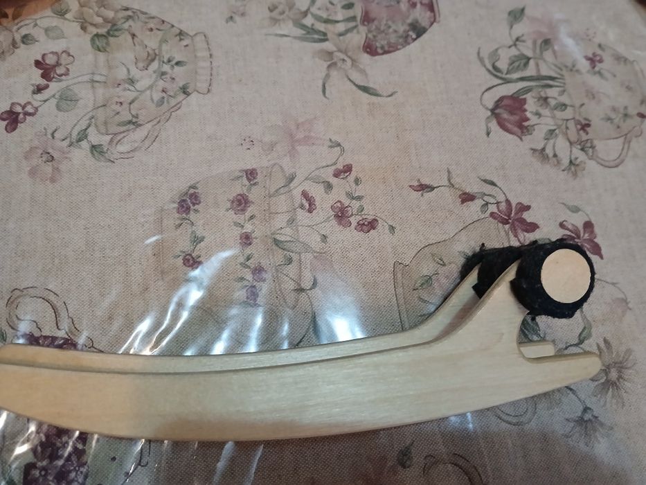 Игрушка деревянная