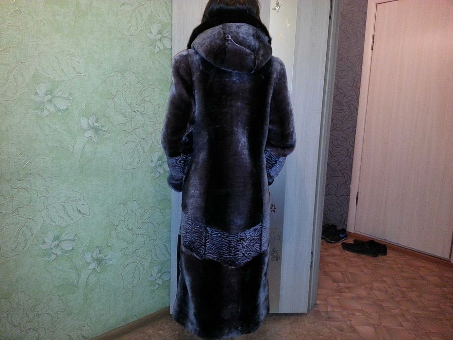 продам мутоновую шубу