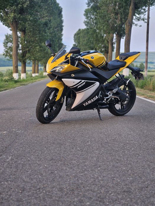 Se vinde yamaha yzf r125