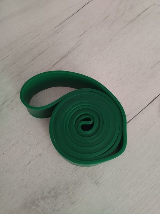 Продаю фитнес резинку