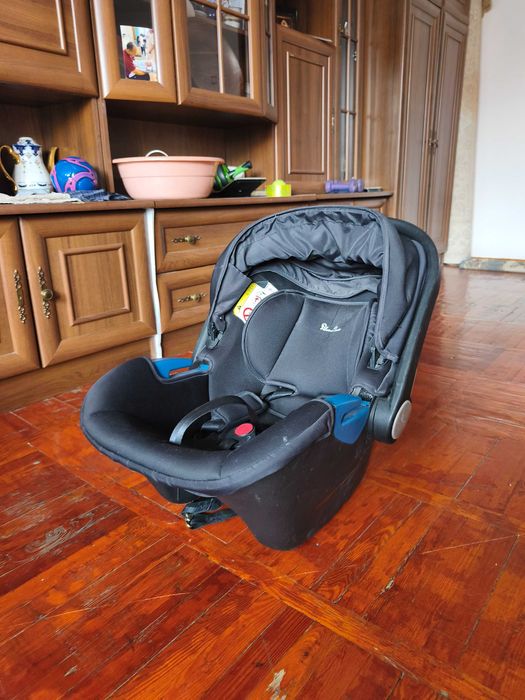 Детское автомобильное кресло