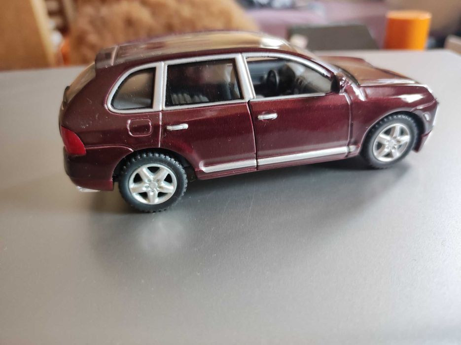 Метална количка Порше Кайен