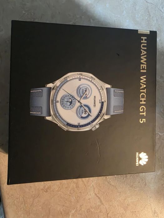 Часовник Huawei Watch gt 5