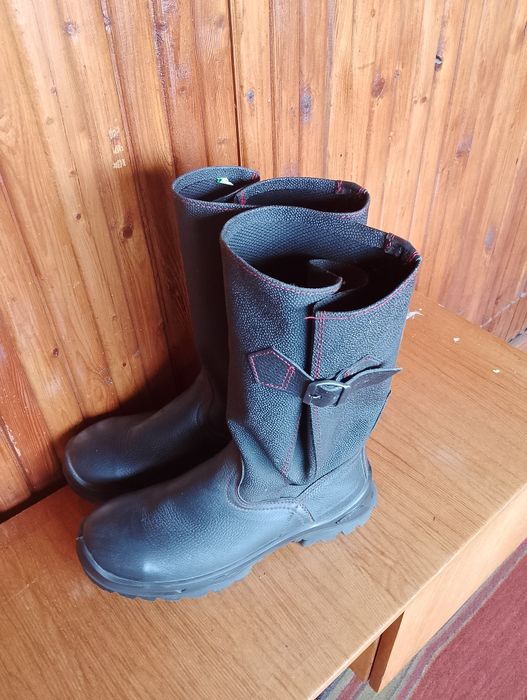 Продаю сапоги кирзовые