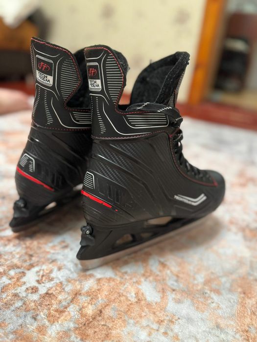 Продам коньки Tech team