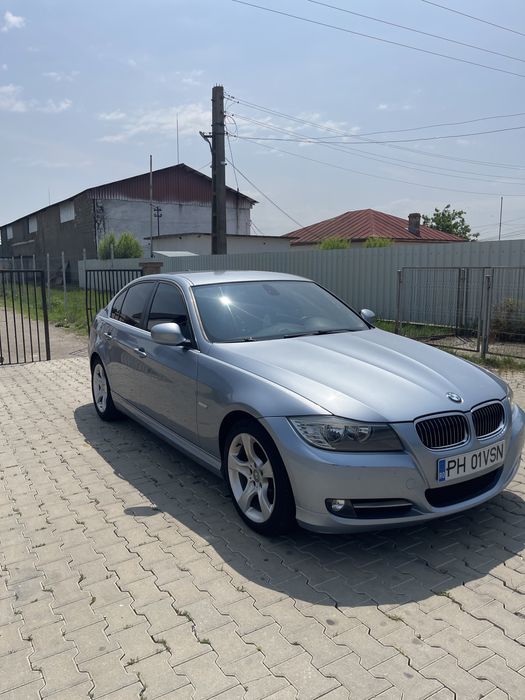 BMW Seria 3  E90 2011