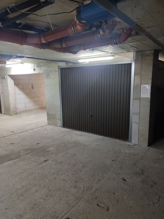 Дава се под наем Гараж / Паркомясто в Бургас, Меден рудник - зона В - 23 кв.м за 76.5 € - Снимка #1
