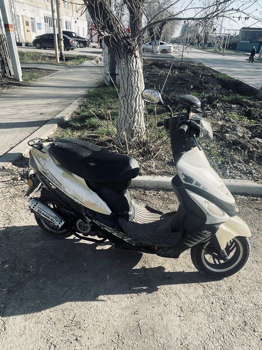 Продам скутер 90куб 50тыс