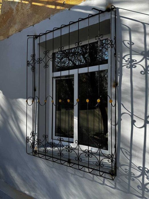 Полки, РЕШЕТКА. Недорого.козырек