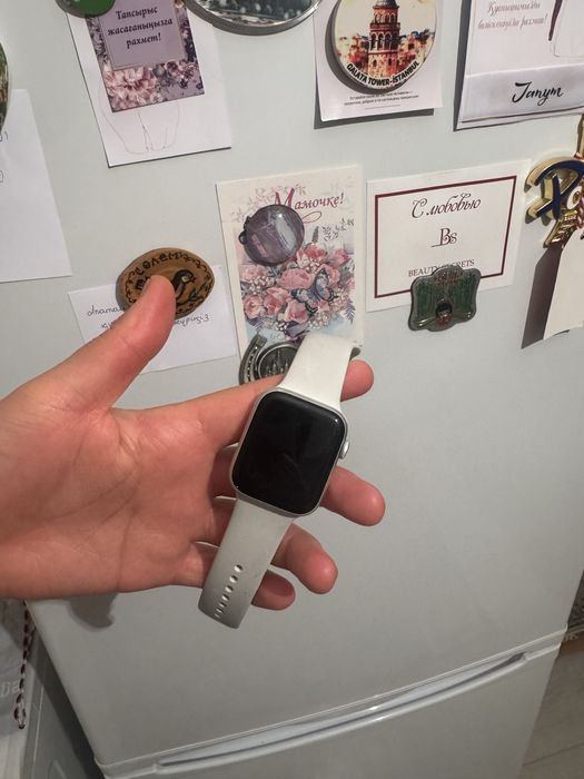 Продам эппл вотч