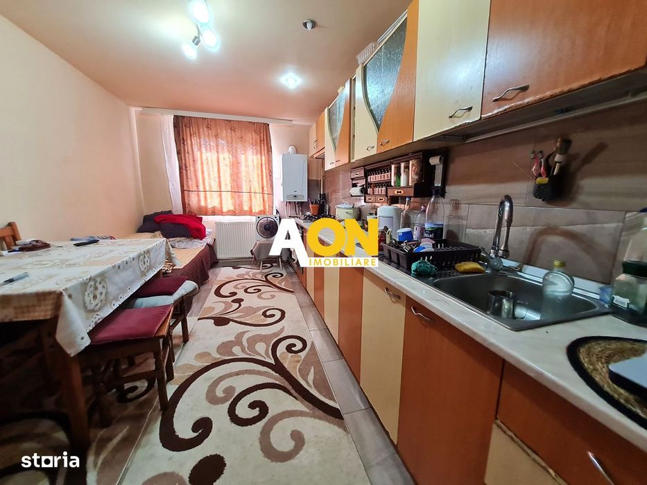 Apartament 3 Camere, 75 mp, Decomandat, Zona Cetate