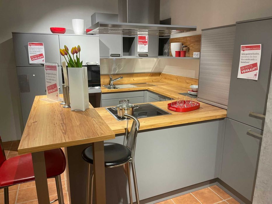 Mobilă de bucatarie