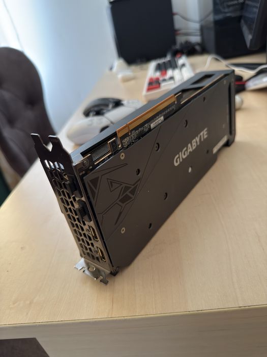 Placa Video Gigabyte Radeon Rx 6700 XT Gaming Oc