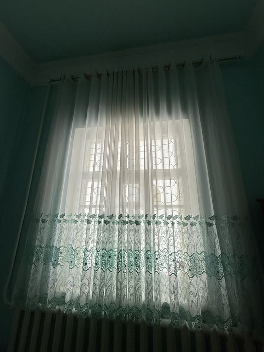 Продаются красивые тюлевые шторы / занавески в отличном состоянии
