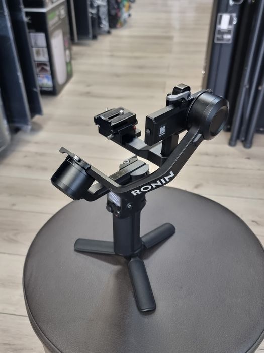 Amanet F28: Stabilizator DJI RONIN RS3 Mini