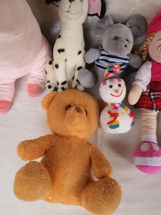 Продаются игрушки