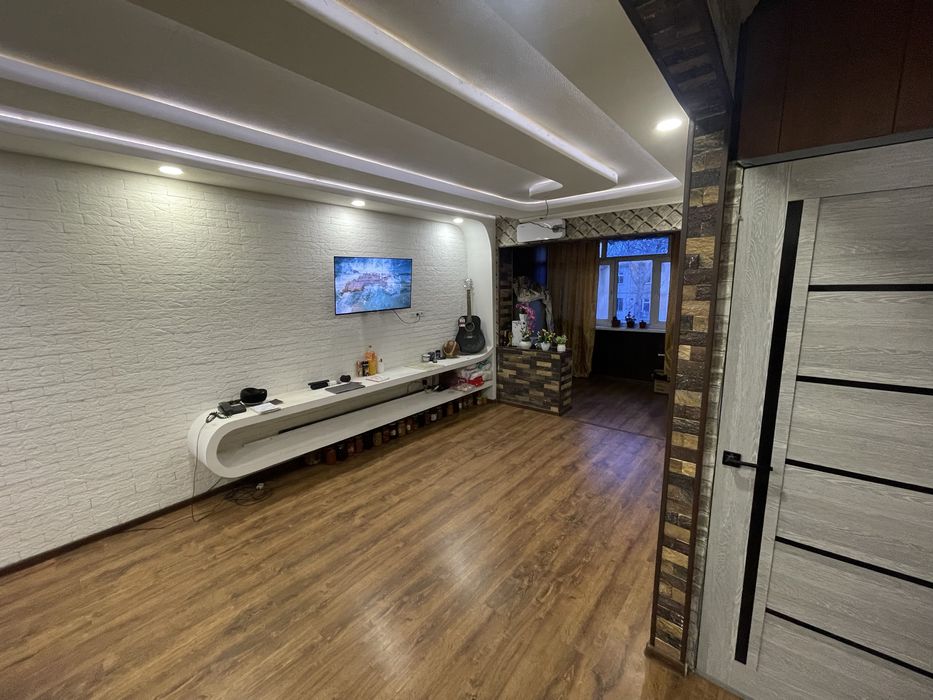 2xonalik Sotiladi kami bor