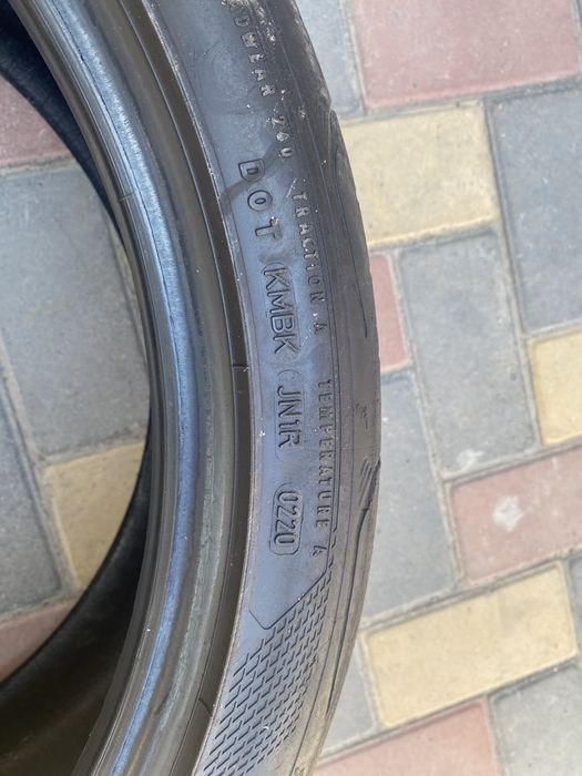 Одна шина GOODYEAR 265/35/20