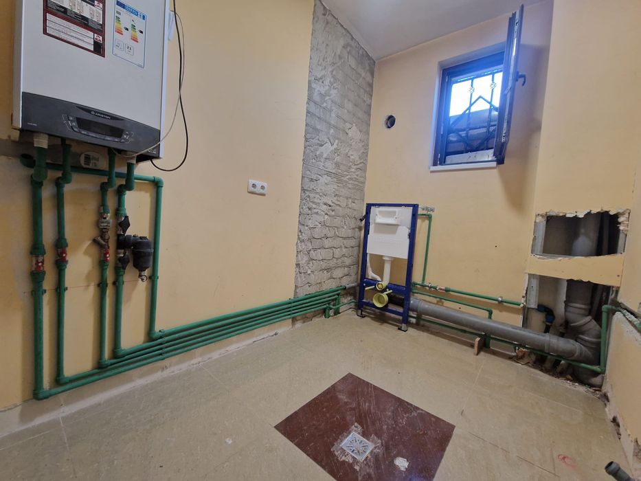 Instalator sanitar si termice , curățare chimică profesională