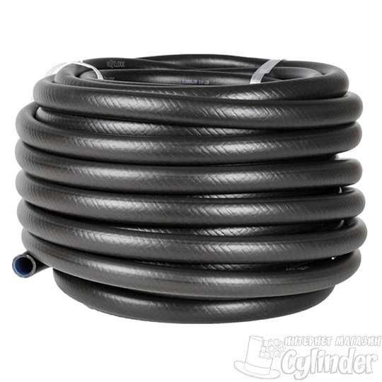 Шланг поливной гелиевый в бухте цвет разный.