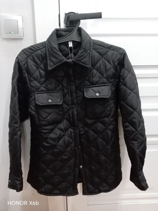 Женская куртка 44 размер