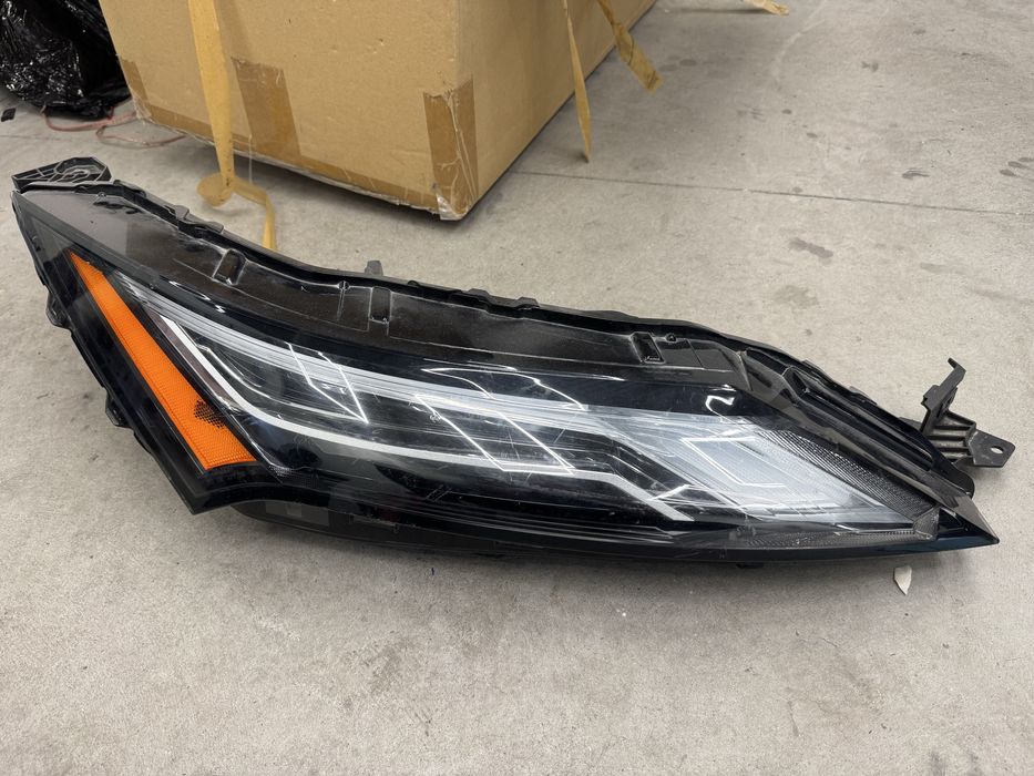 десен фар за Nissan Rogue / X- trail T33 2022