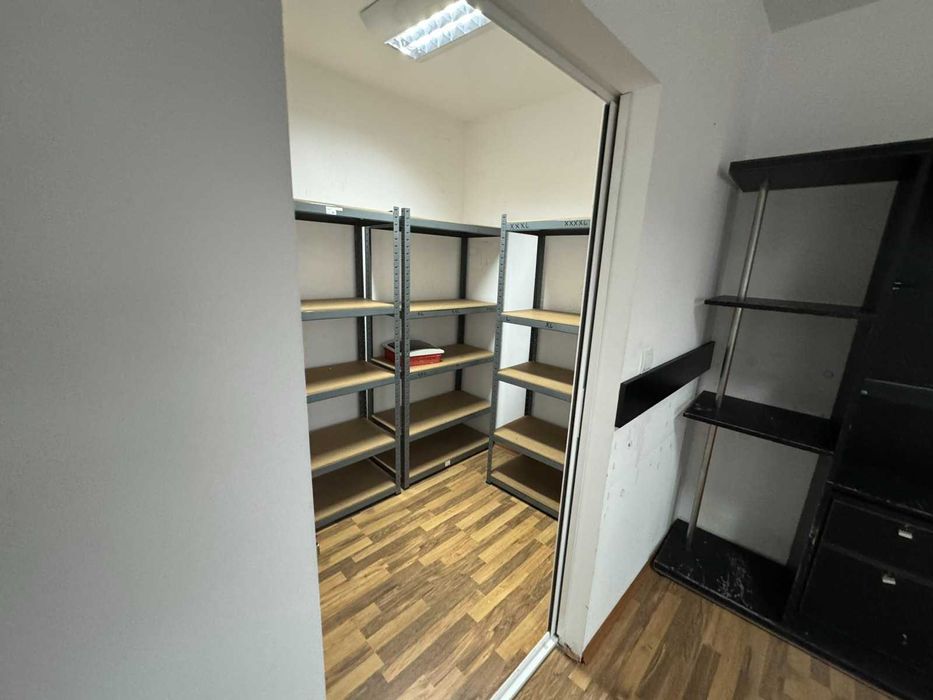 Продава се Офис в Варна, ЖП Гара - 170 кв.м за 6 €/кв.м - Снимка #3